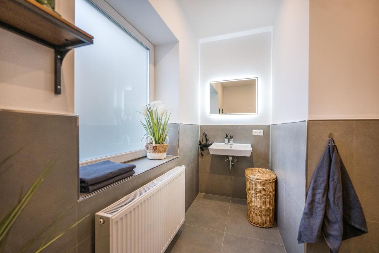 120Qm, Cozy Apartment, Sehr Zentral Am Hbf, 3Sz Koblenz  Exterior photo
